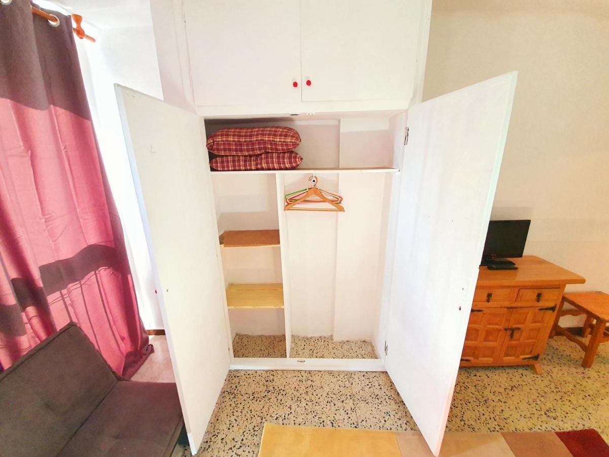 Estudio Karina Beach-4 เอมปูเรียบราบา ภายนอก รูปภาพ