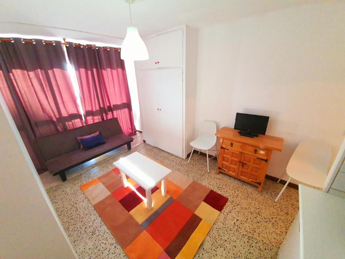Estudio Karina Beach-4 เอมปูเรียบราบา ภายนอก รูปภาพ